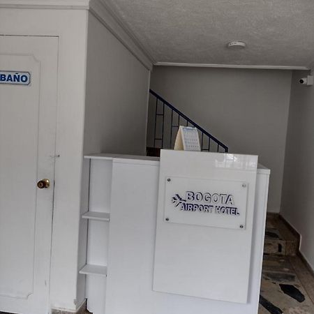 Hotel Bogota Airport Eksteriør billede
